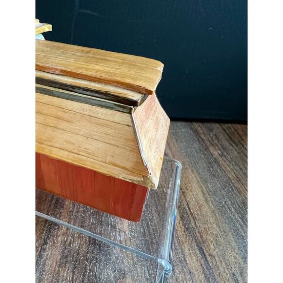 Vintage Sandalwood Chinese Hand Painted Trinket Box - Picture 4 of 9